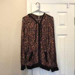 Free people zip up. Size XS. Worn once.